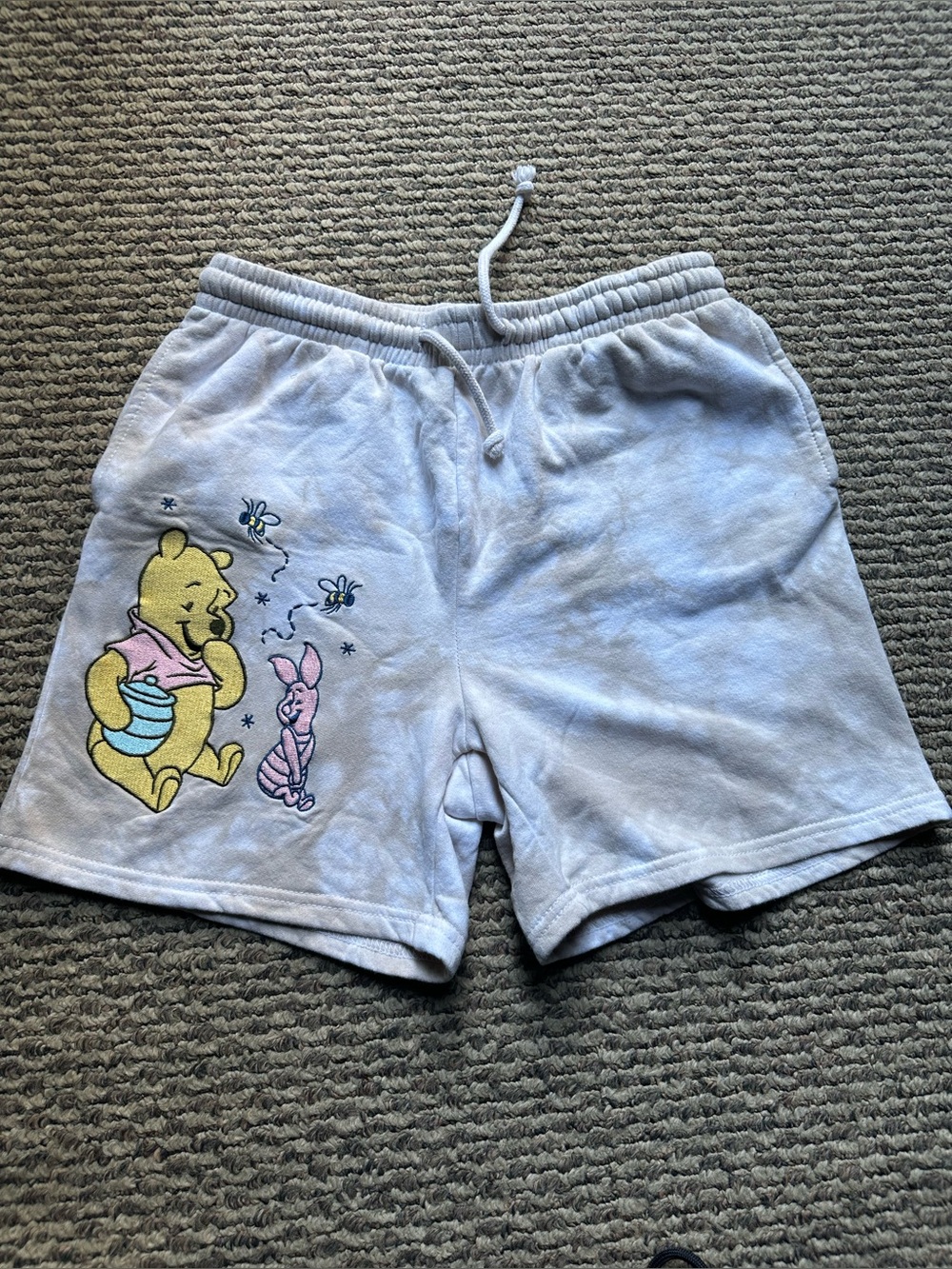 Disney Winnie The Pooh Piglet Embroidered Tie Dye Shorts Size Small Brown/White